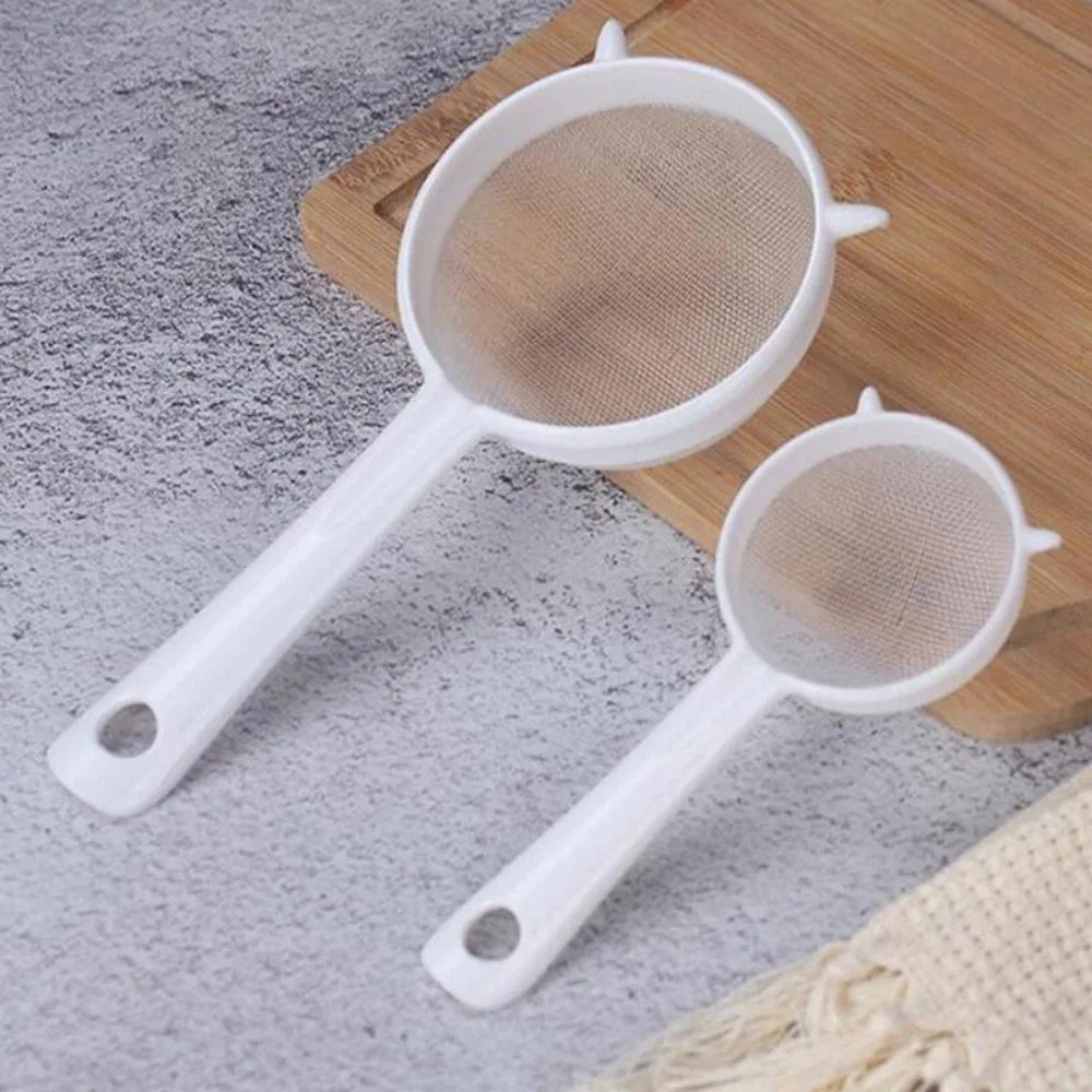 Kitchen Handheld Plastic Sieve Tea Strainer Flour Sifter Filter Reusable Handheld Filter Kitchen Accessories