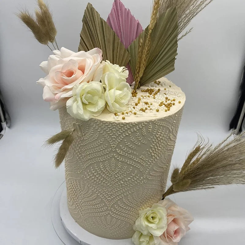 4-Piece Set-Quality Cake Frosting Beginners Cake Decorating Kit Compatible with Piping Bags