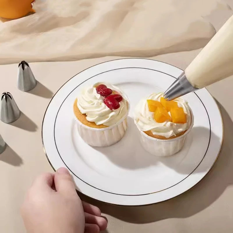 Disposable piping bags confectionery spout for cake Fondant Cake Cream Bag for Decorating Pastries Cakes Baking Tools